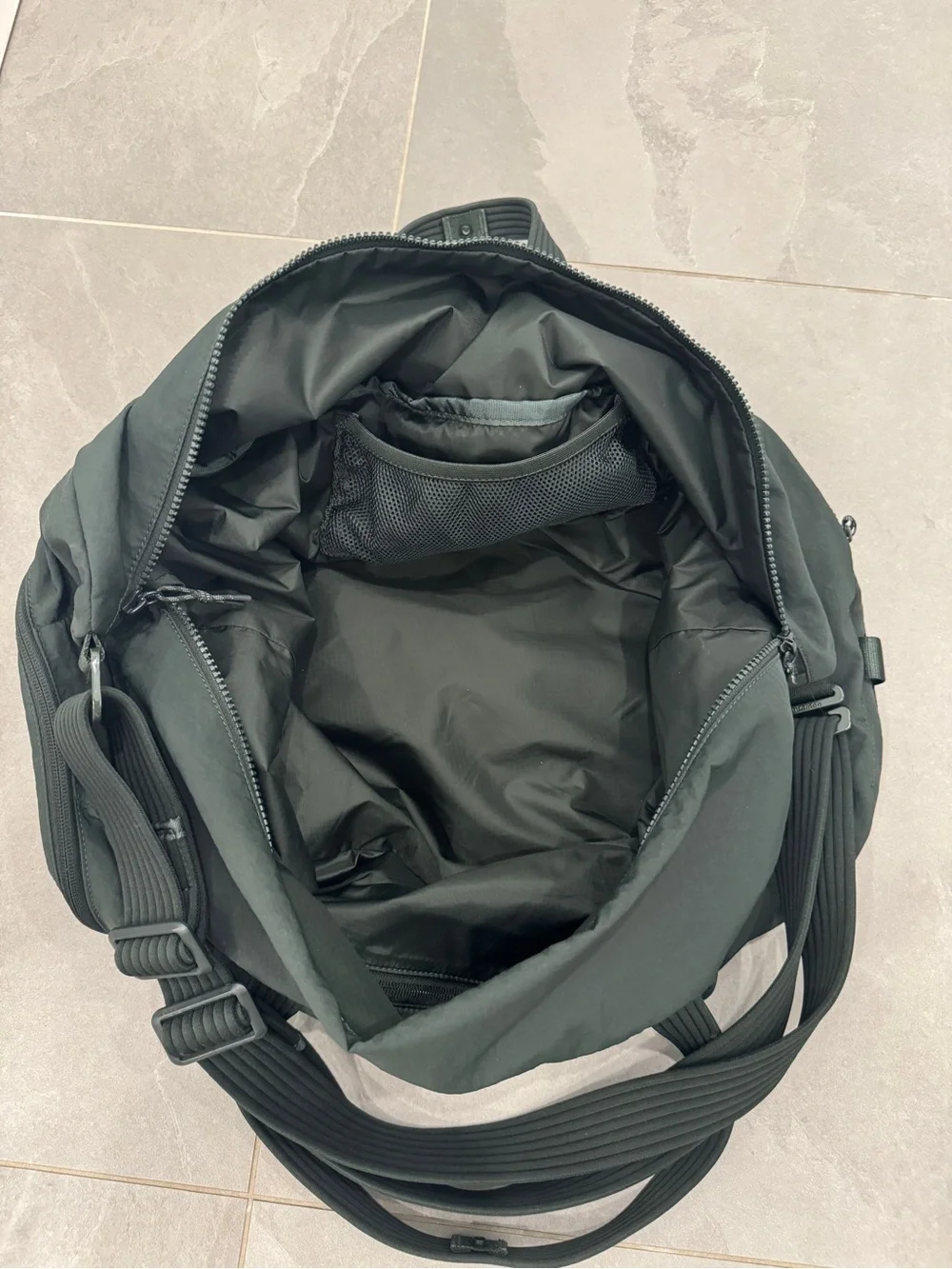 lululemon athletica top handles